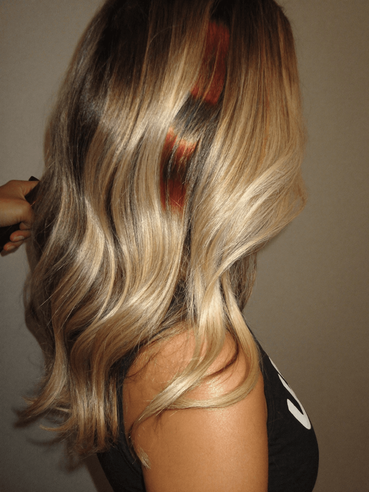 Kunde nach dem Modern Fade bei Salon Élite – frischer Schnitt mit sauberem Übergang